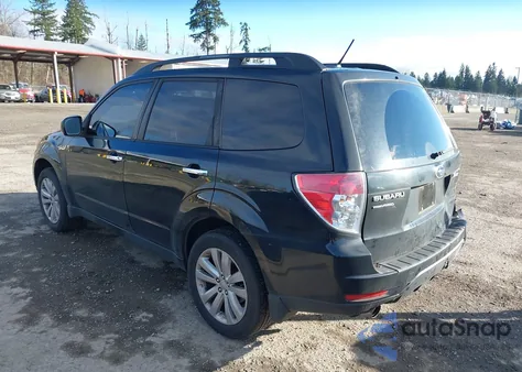 2011 Subaru Forester 2.5X Limited z USA, uszkodzony, nr VIN JF2SHAEC5BH747433